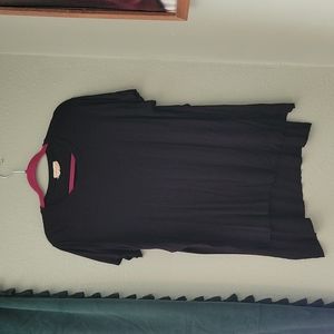 Split side black top